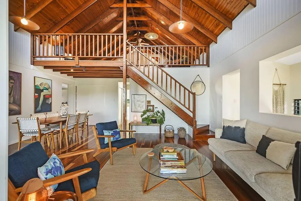 The Retreat, Family Home ~ Pool & Quiet Location Sunshine Beach 0*,  Australia